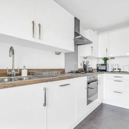 Apartamento Family, Group & Contractor - Sleeps Upto 9 Guests With Free Parking Birmingam