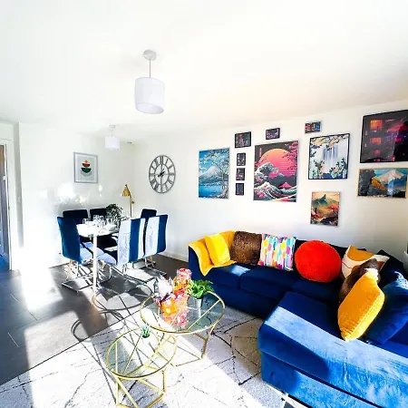 Family, Group & Contractor - Sleeps Upto 9 Guests With Free Parking Apartamento *