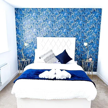 Apartamento Family, Group & Contractor - Sleeps Upto 9 Guests With Free Parking Birmingam
